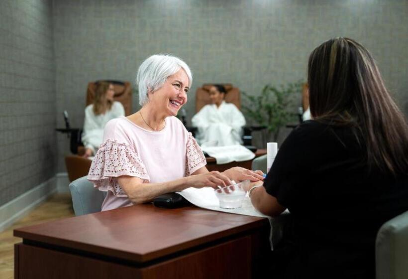 ホテル The Abbey Resort