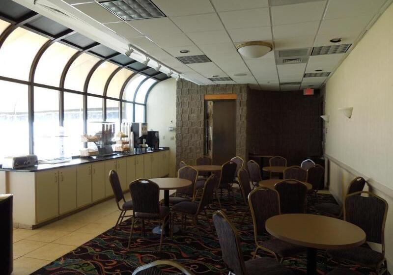 The Barclay Towers Hotel And Resort