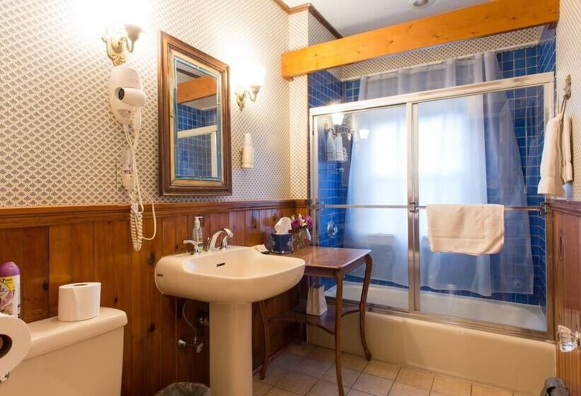 فندق The Coolidge Corner Guest House: A Brookline Bed And Breakfast