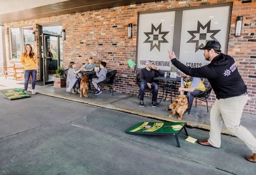 Maverick Hotel Eugene Near University, Ascend Hotel Collection