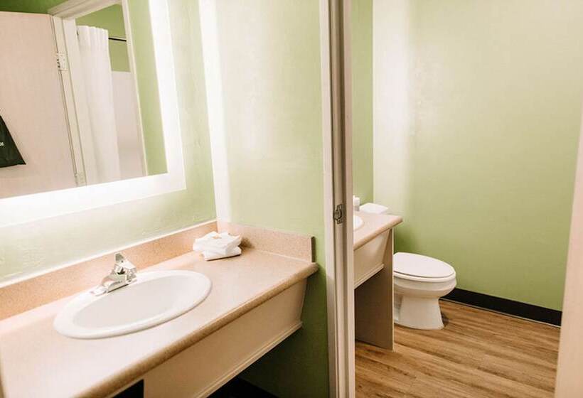 Maverick Hotel Eugene Near University, Ascend Hotel Collection