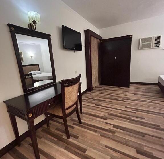 هتل The New Garden Palace