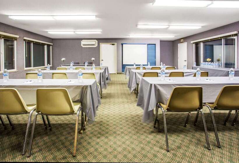 فندق Travelodge By Wyndham Turlock