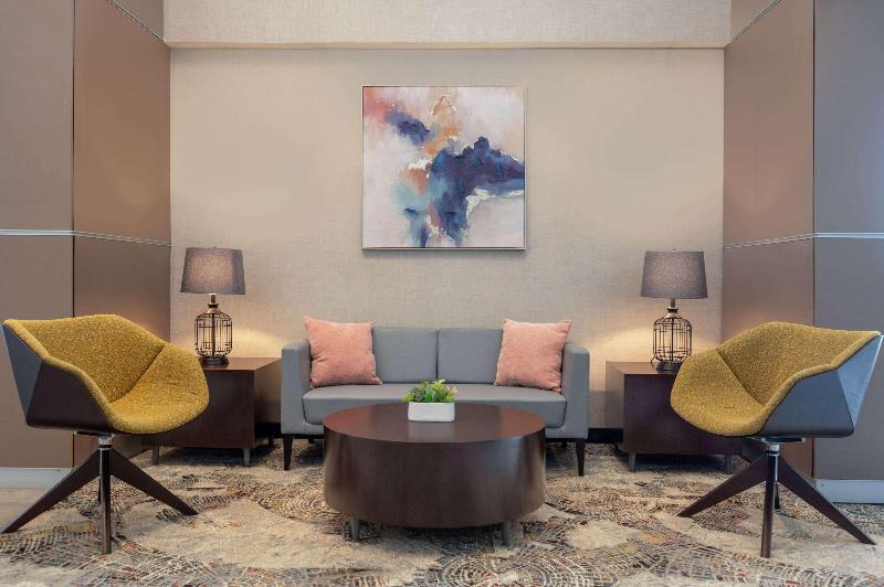 هتل Wyndham Indianapolis Airport