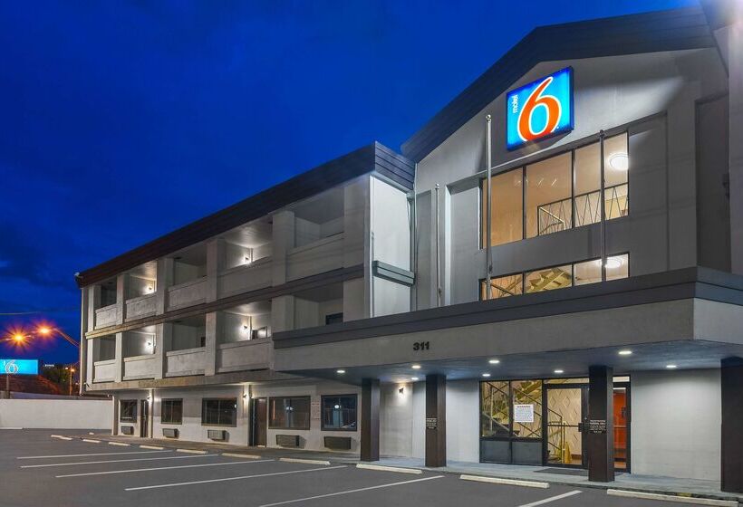 Motel 6 Atlanta, Ga   Downtown