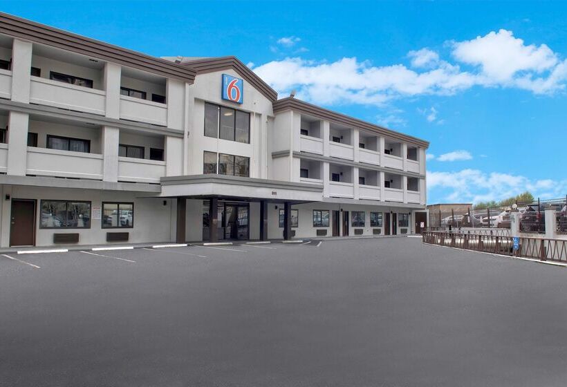 Motel 6 Atlanta, Ga   Downtown