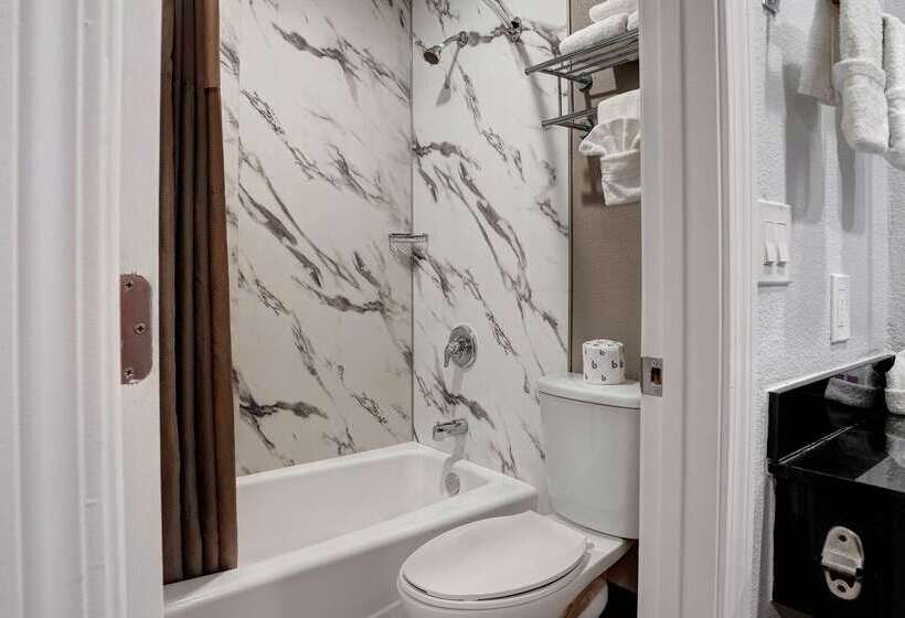 Motel 6eureka, Ca Redwood Coast