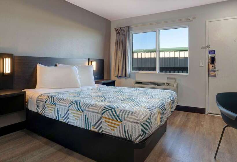 Motel 6eureka, Ca Redwood Coast