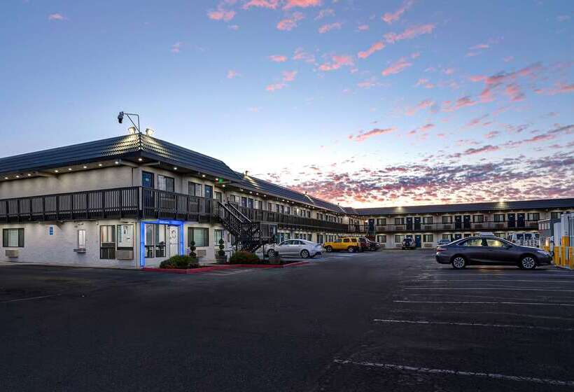 Motel 6eureka, Ca Redwood Coast