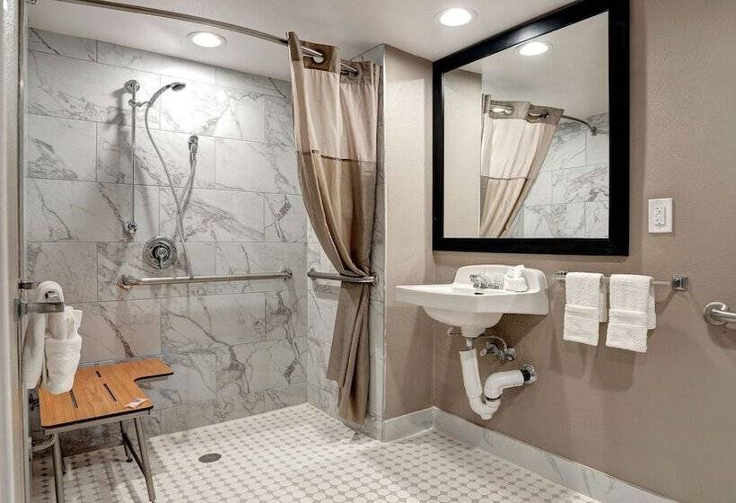 Motel 6eureka, Ca Redwood Coast