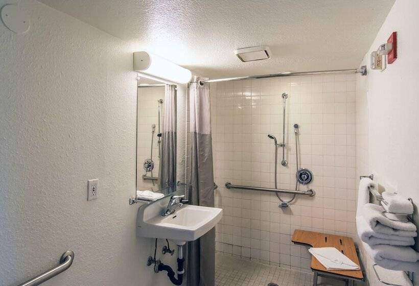 Motel 6eureka, Ca Redwood Coast