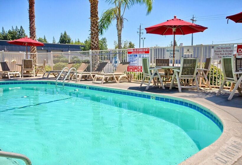 Motel 6fresno, Ca  Blackstone South