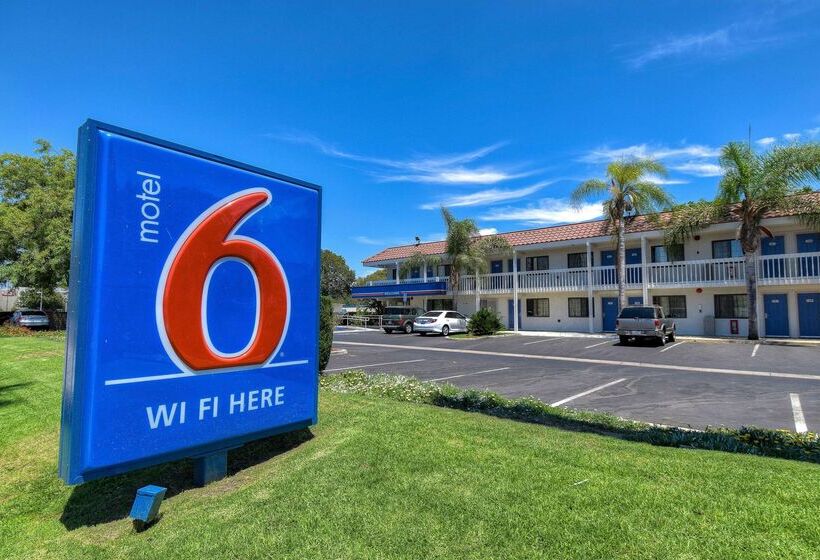 Motel 6pomona, Ca  Los Angeles