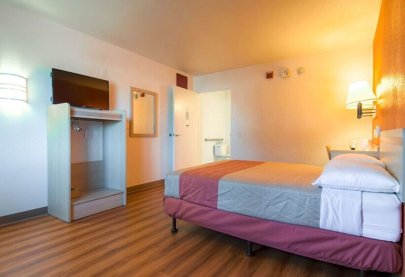 Motel 6 Rancho Mirage, Ca  Palm Springs