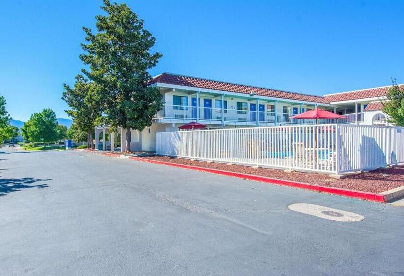 Motel 6 Redding, Ca  South