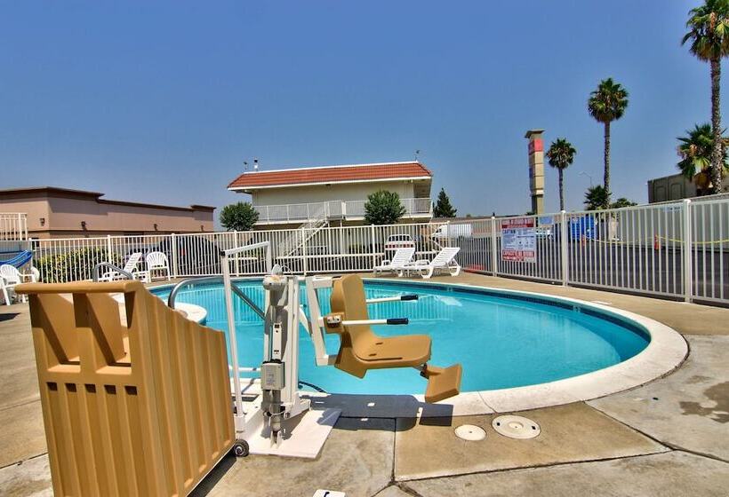 Motel 6 West Sacramento, Ca