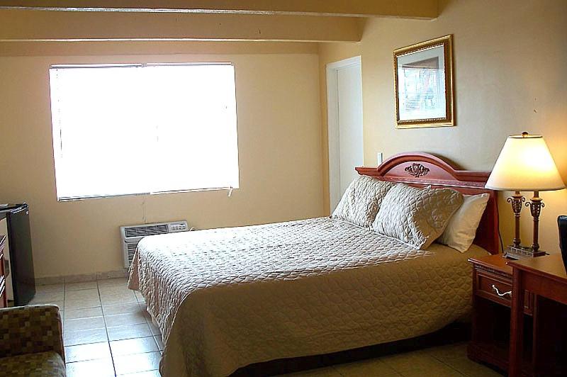 فندق على الطريق Aztec Ocean Resort