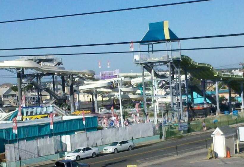 فندق على الطريق Aztec Ocean Resort