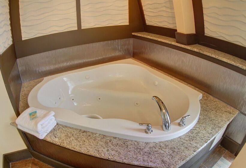 فندق على الطريق Aztec Ocean Resort