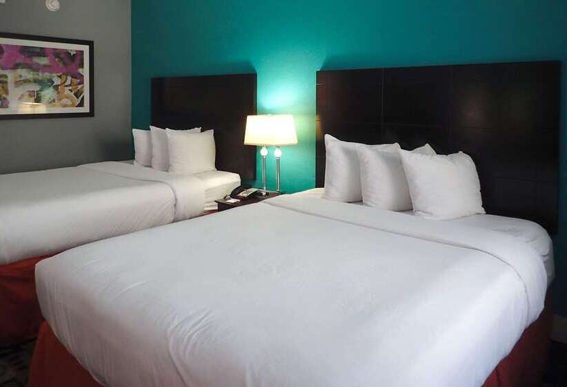 汽车旅馆  Clarion Inn