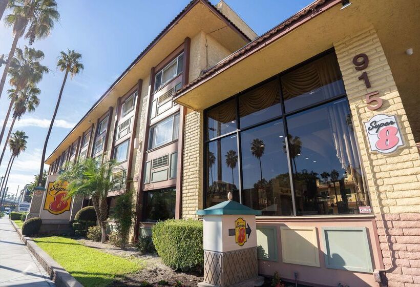 汽车旅馆  Super 8 By Wyndham Anaheim/disneyland Drive