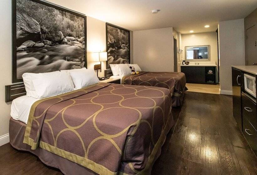 汽车旅馆  Super 8 By Wyndham Anaheim/disneyland Drive