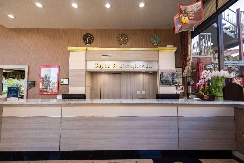 汽车旅馆  Super 8 By Wyndham Anaheim/disneyland Drive