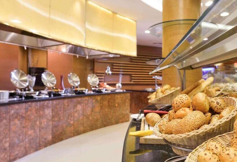 Novotel Cairo Airport