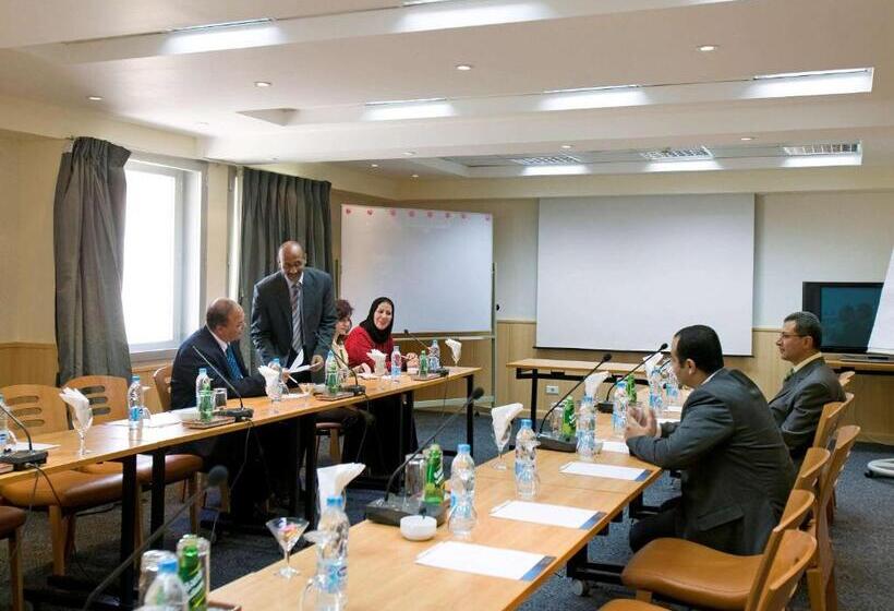 Novotel Cairo Airport