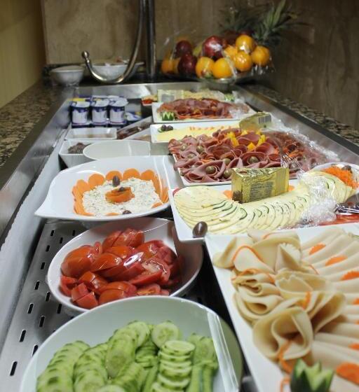 Plaza Hotel Alexandria