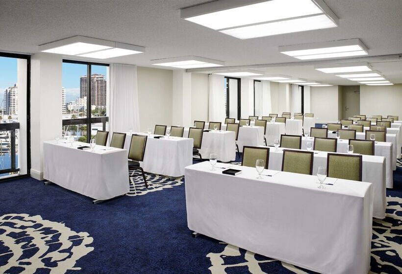 אתר נופש Bahia Mar Ft. Lauderdale Beach A Doubletree By Hilton