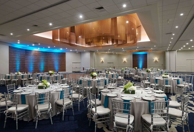 אתר נופש Bahia Mar Ft. Lauderdale Beach A Doubletree By Hilton