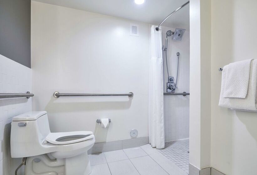 استراحتگاه Bahia Mar Ft. Lauderdale Beach  A Doubletree By Hilton