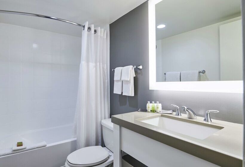 אתר נופש Bahia Mar Ft. Lauderdale Beach A Doubletree By Hilton