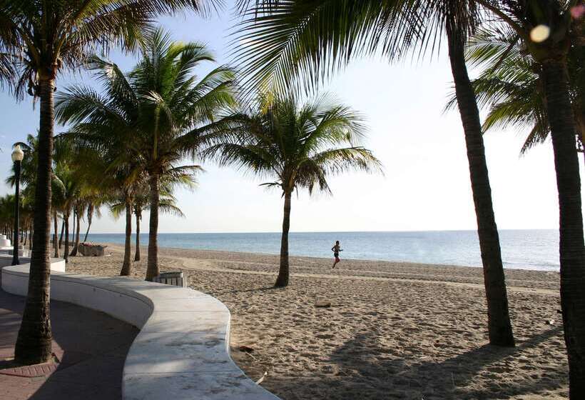 استراحتگاه Bahia Mar Ft. Lauderdale Beach  A Doubletree By Hilton