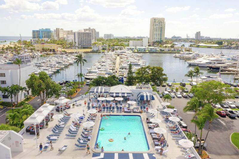 אתר נופש Bahia Mar Ft. Lauderdale Beach A Doubletree By Hilton