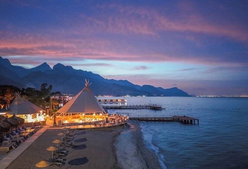 渡假胜地  Balmy Foresta