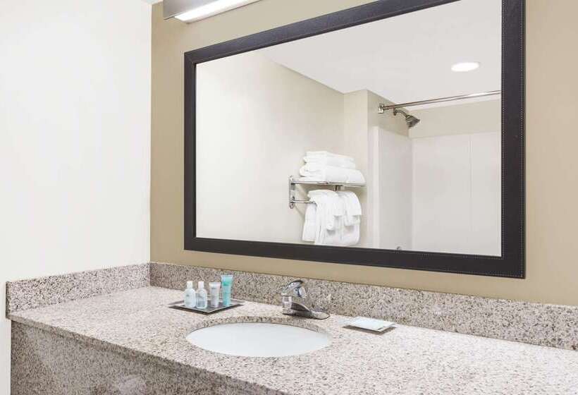 אתר נופש Wyndham Garden Fort Walton Beach Destin