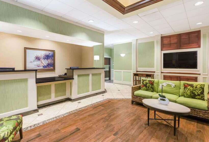 אתר נופש Wyndham Garden Fort Walton Beach Destin