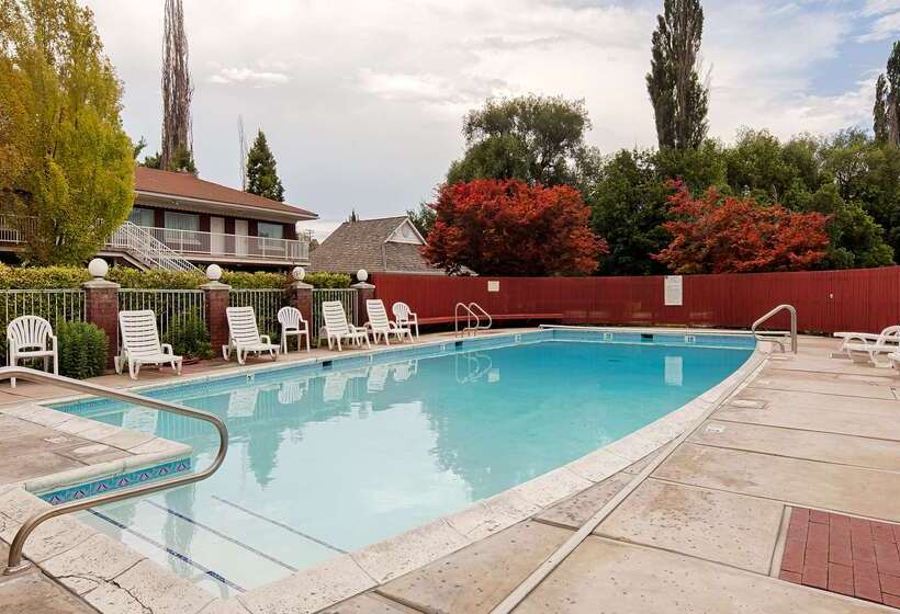 Baugh Motel, Surestay Collection By Best Western