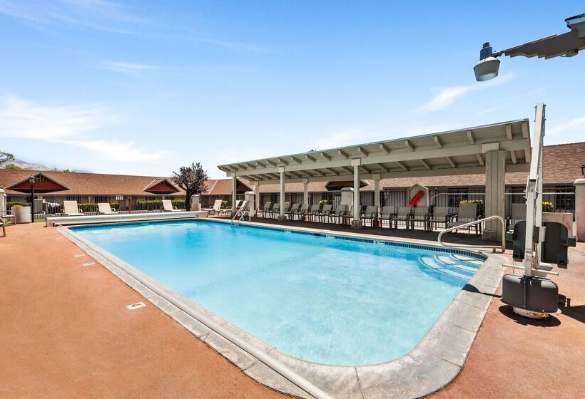 Best Western  Frontier Motel