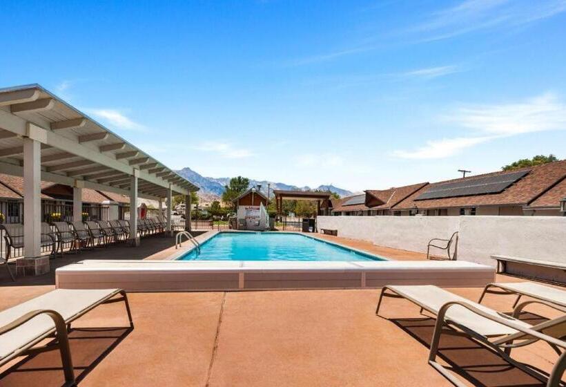 Best Western  Frontier Motel