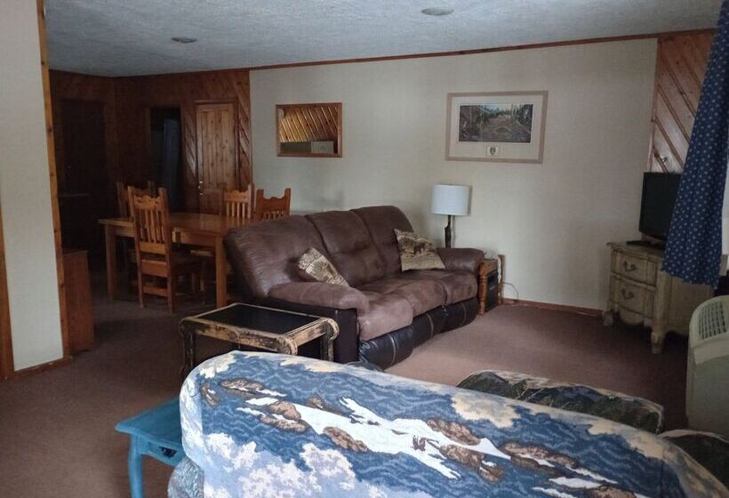 Мотель Centerstone Resort Lake Aire