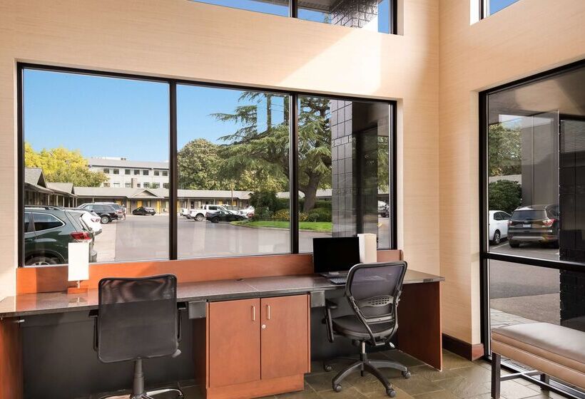 Best Western New Oregon Motel