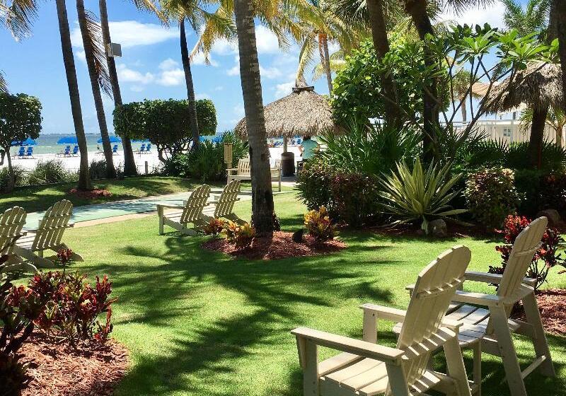 Best Western Plus Beach Resort