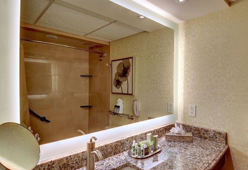 Eden Resort And Suites, Bw Premier Collection