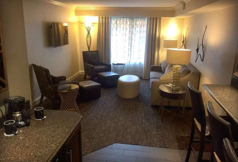 Eden Resort And Suites, Bw Premier Collection