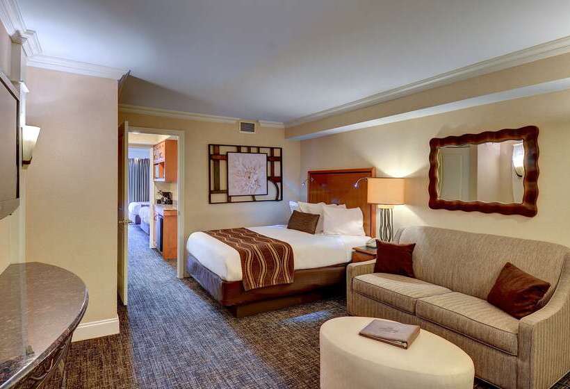 Eden Resort And Suites, Bw Premier Collection