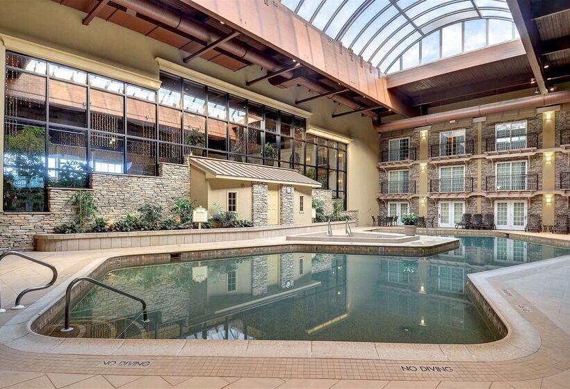 Eden Resort And Suites, Bw Premier Collection