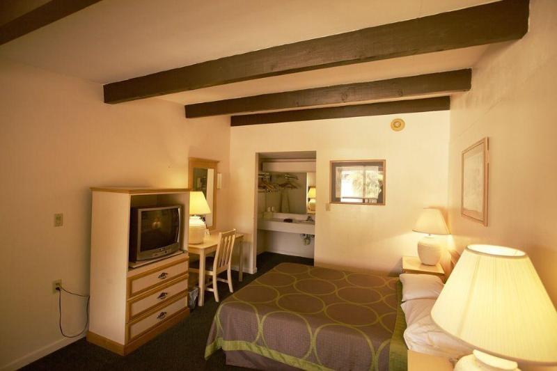 Golden Host Resort  Sarasota